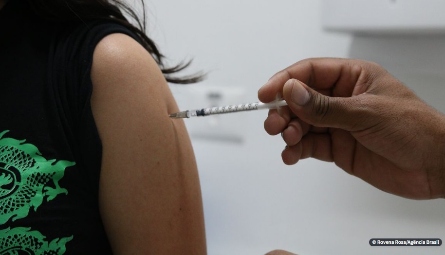 Vacina-foto-Agenia-Brasil.jpg