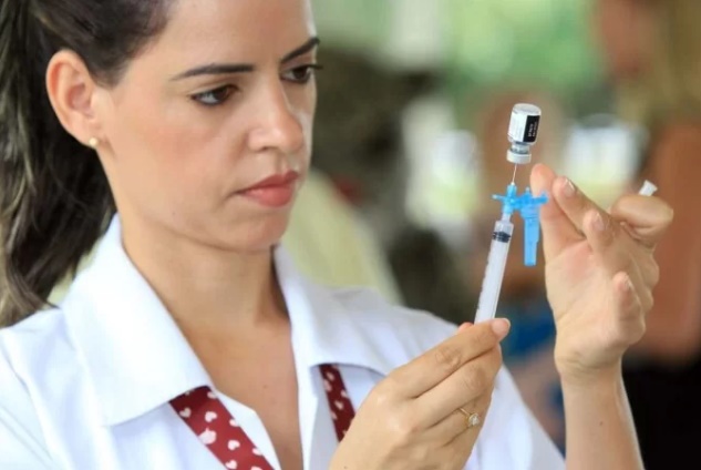 Vacina-covid-foto-Sandro-Araujo-Agencia-Brasil.jpg
